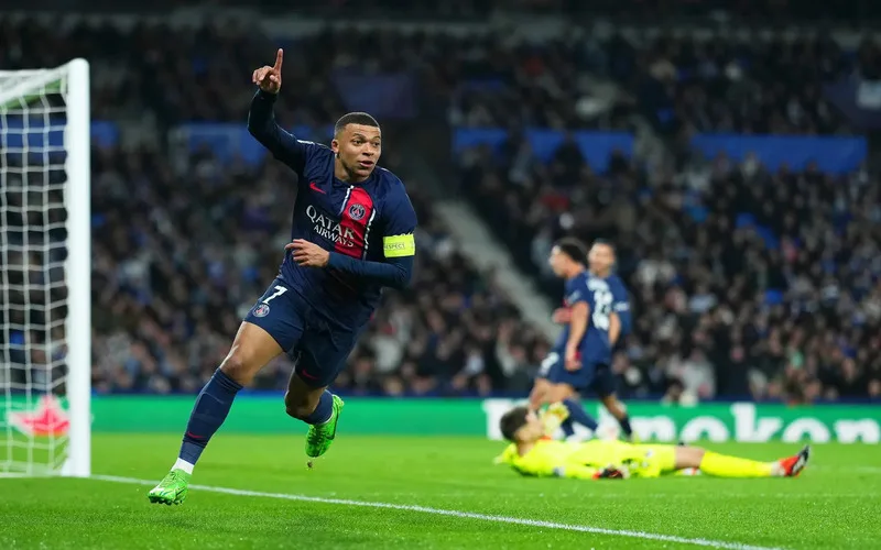 top 10 cau thu ghi nhieu ban nhat ligue 1 trong lich su